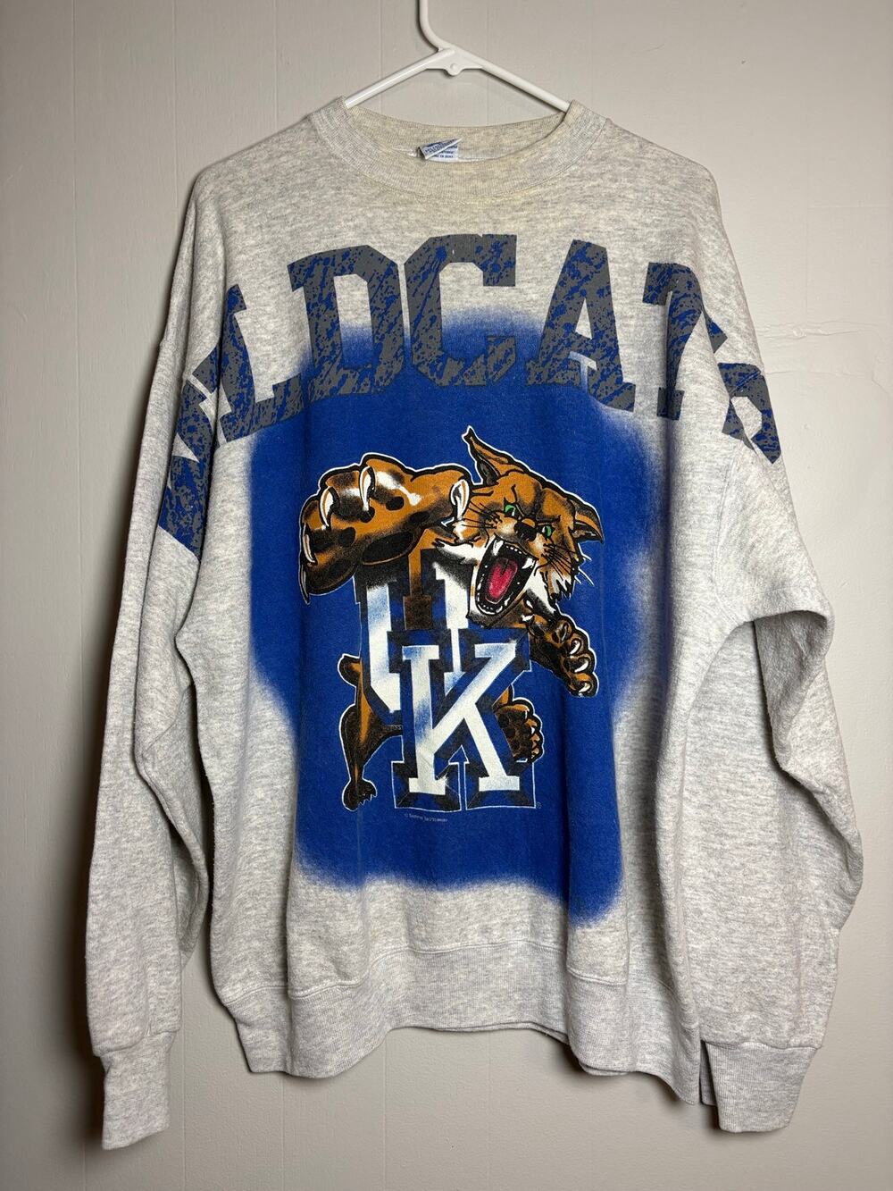 Sunrise Sportswear Salem Sportswear Univ. of Kentucky Wildcats Vintage XL Crew